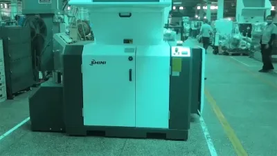 汎用型集中リサイクル粉砕機